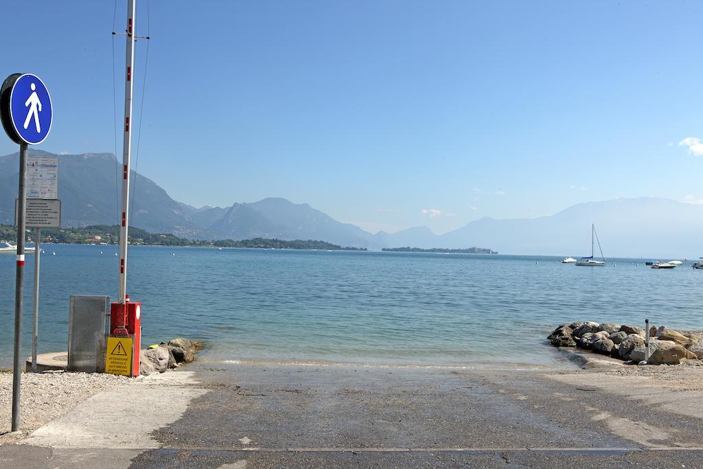 Camping Garden Tourist Manerba del Garda Eksteriør billede