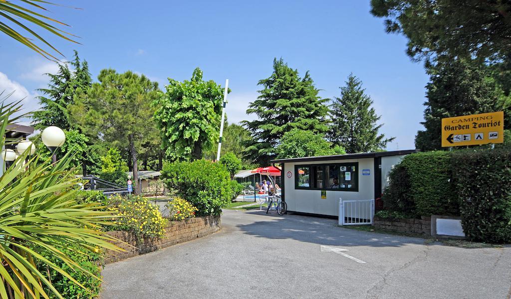 Camping Garden Tourist Manerba del Garda Eksteriør billede